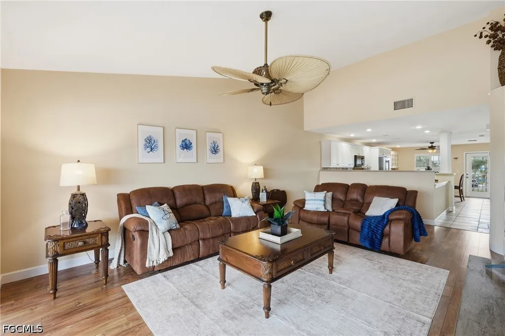 SE 20th Place #105 Cape Coral, FL 33904