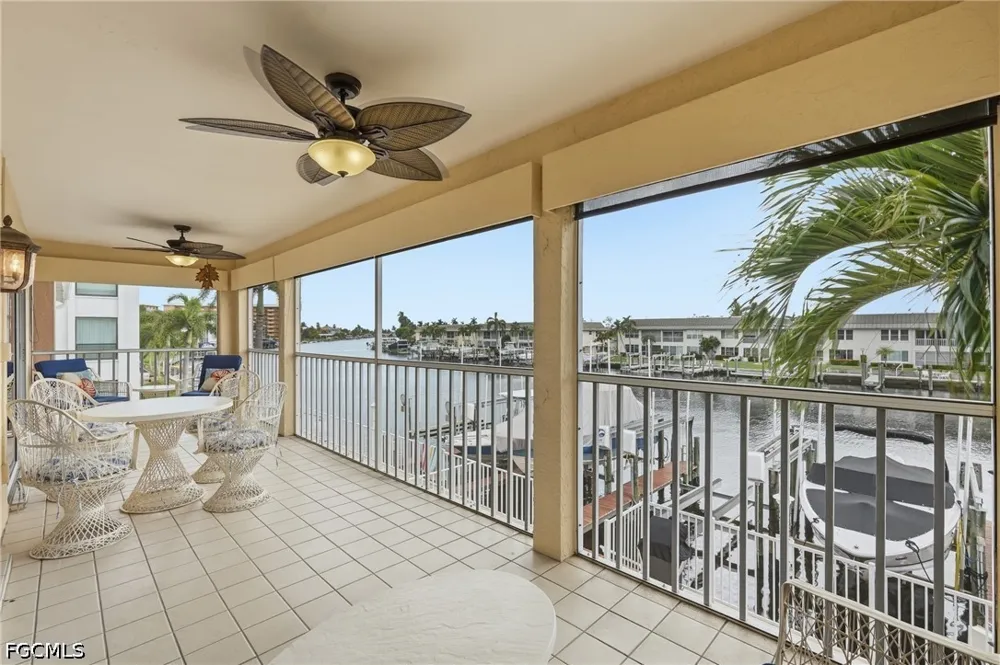 SE 20th Place #105 Cape Coral, FL 33904
