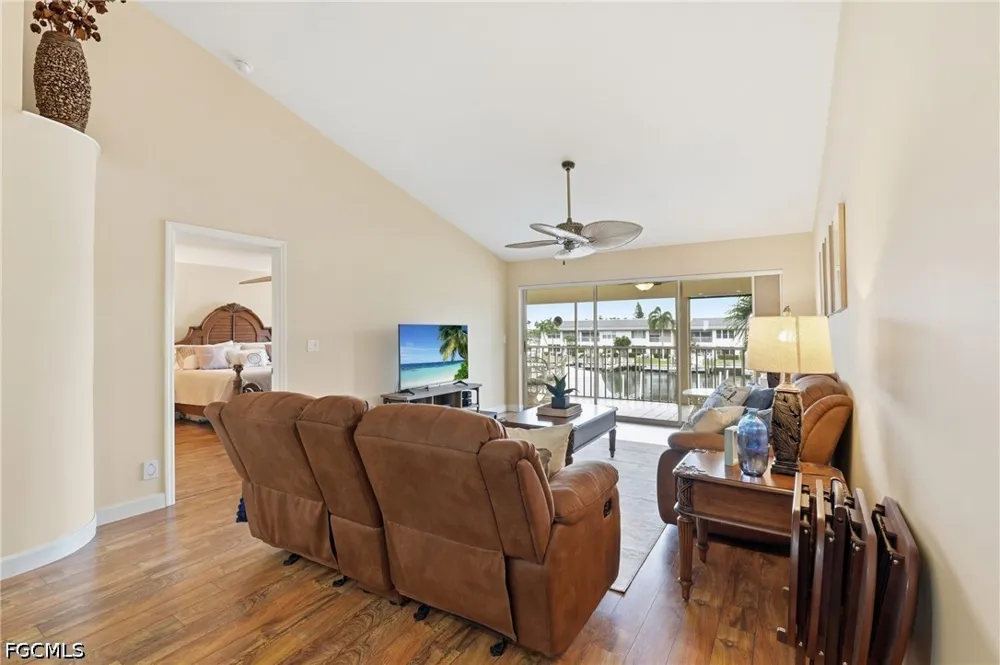 SE 20th Place #105 Cape Coral, FL 33904