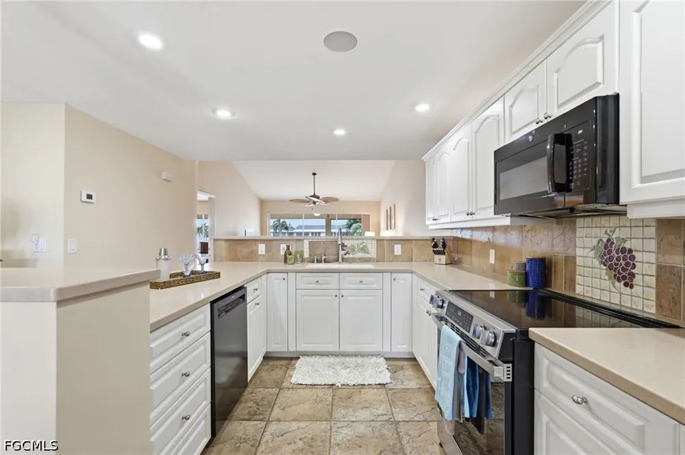 SE 20th Place #105 Cape Coral, FL 33904