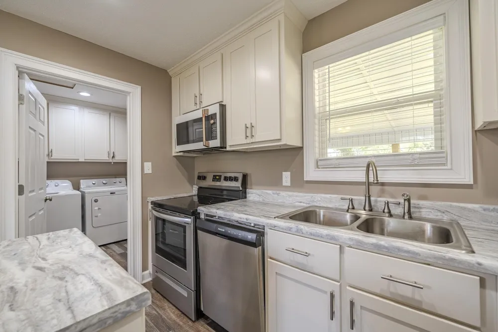 169 GEANS LN Savannah, TN 38372
