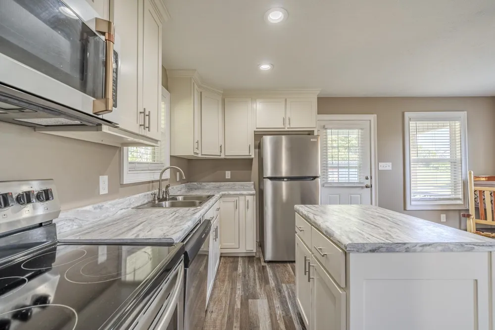 169 GEANS LN Savannah, TN 38372