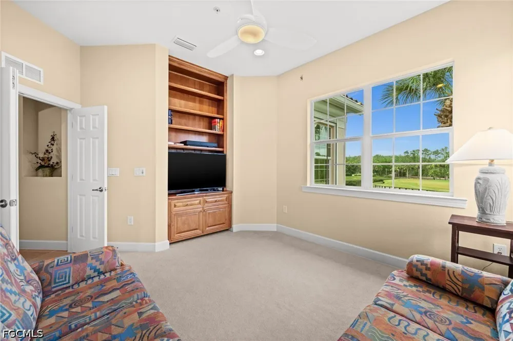 Glastonbury Circle #202 Fort Myers, FL 33913