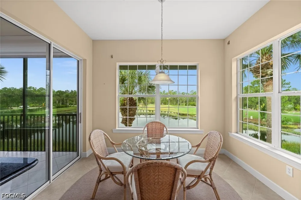 Glastonbury Circle #202 Fort Myers, FL 33913