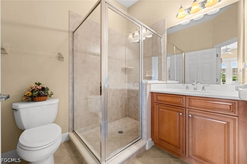 Glastonbury Circle #202 Fort Myers, FL 33913