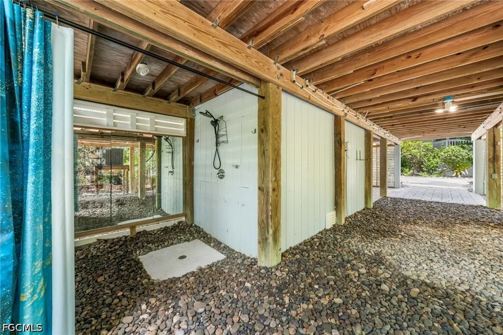 Urchin Court Captiva, FL 33924