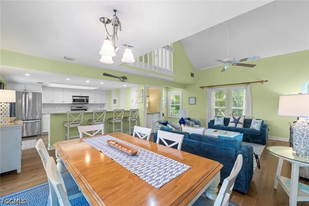 Urchin Court Captiva, FL 33924