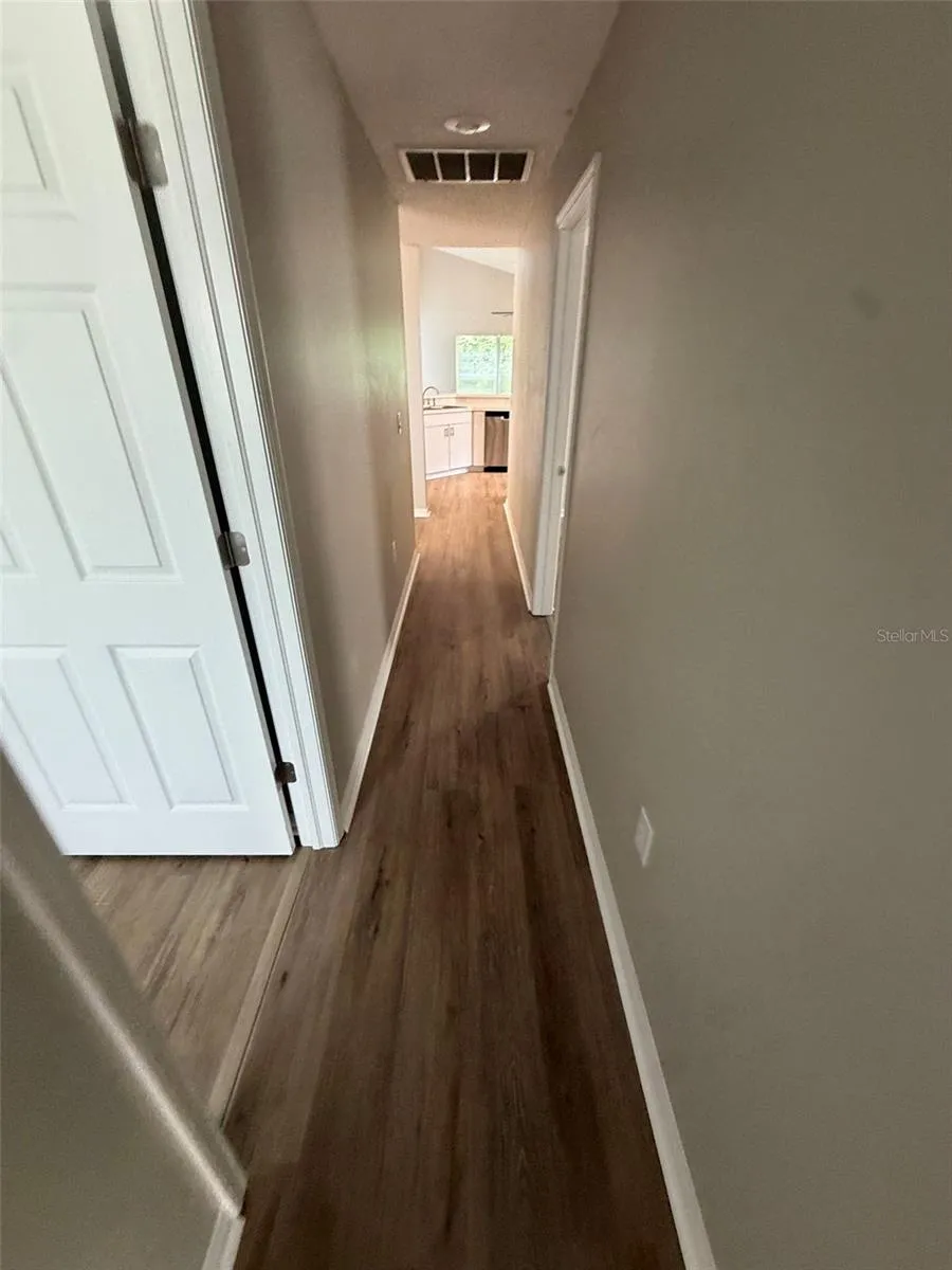 5316 COTTONWOOD TREE CIRCLE Valrico, FL 33596