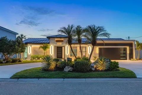 306 BUTTONWOOD LANE