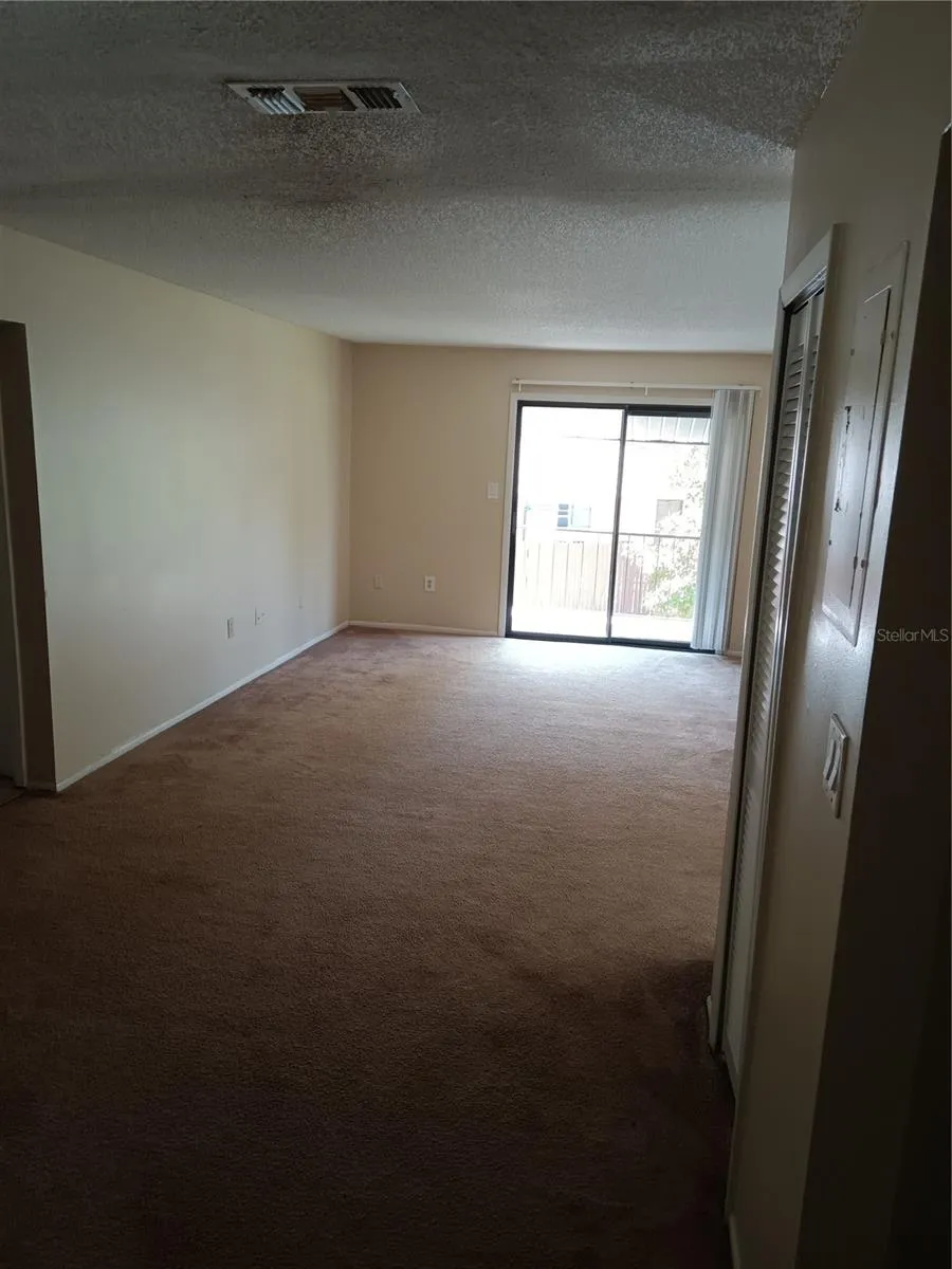 306 CHEROKEE COURT #F Altamonte Springs, FL 32701