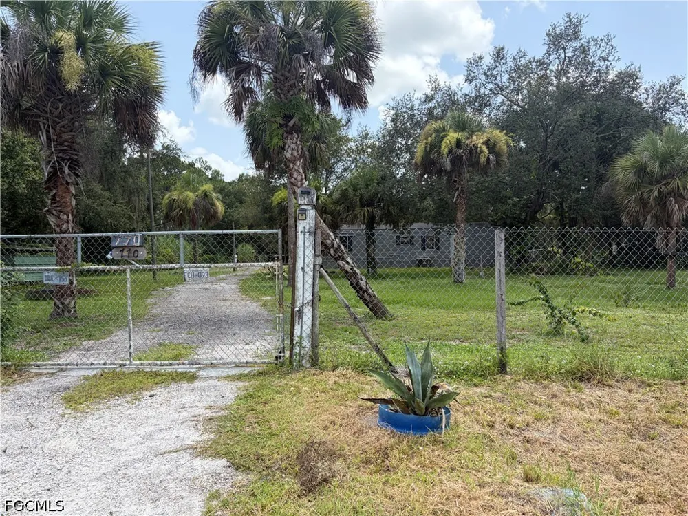 S Mayoral Street Clewiston, FL 33440