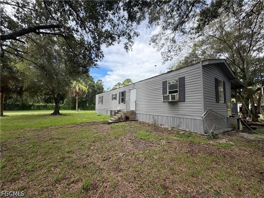 S Mayoral Street Clewiston, FL 33440