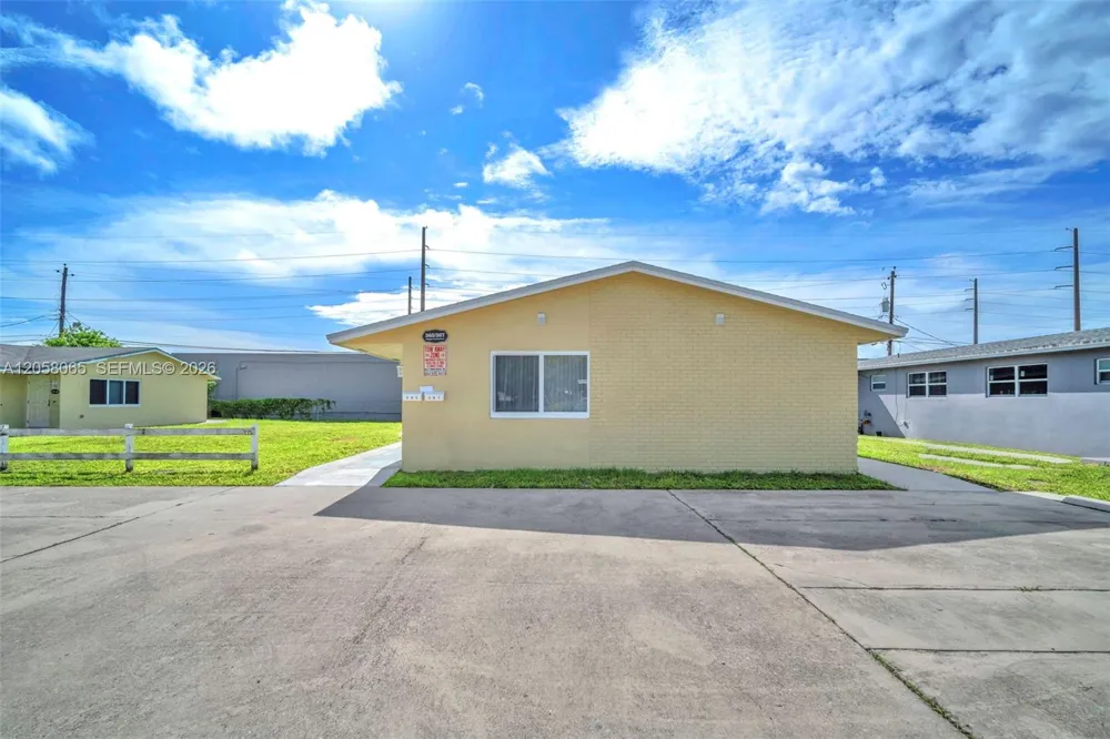 357 Phippen Waiters Rd #1-2 Dania Beach, FL 33004