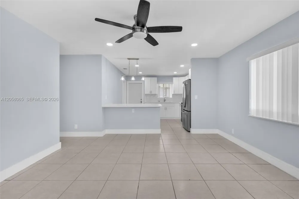 357 Phippen Waiters Rd #1-2 Dania Beach, FL 33004