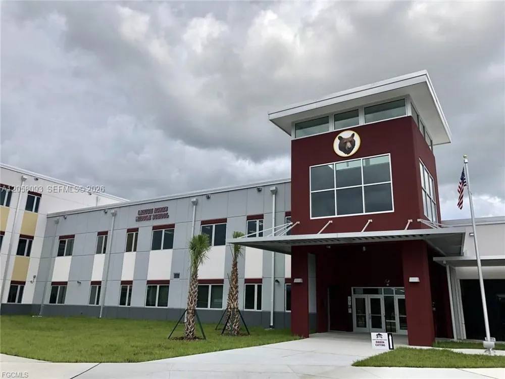 608 Chemstrand st E Other City - In The State Of Florida, FL 33974
