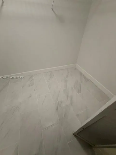 8933 SW 123rd Ct #207-5 Miami, FL 33186