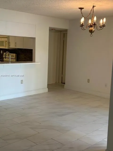 8933 SW 123rd Ct #207-5 Miami, FL 33186