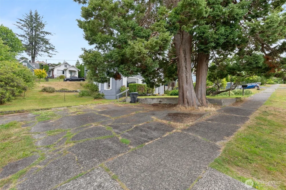 510 E Burleigh Avenue Aberdeen, WA 98520