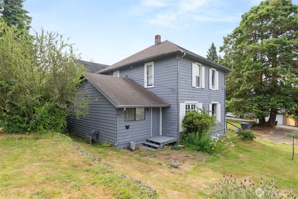 510 E Burleigh Avenue Aberdeen, WA 98520