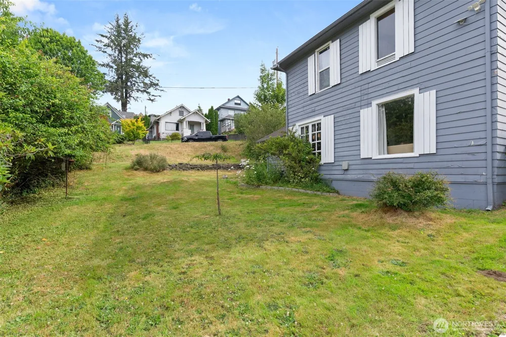 510 E Burleigh Avenue Aberdeen, WA 98520