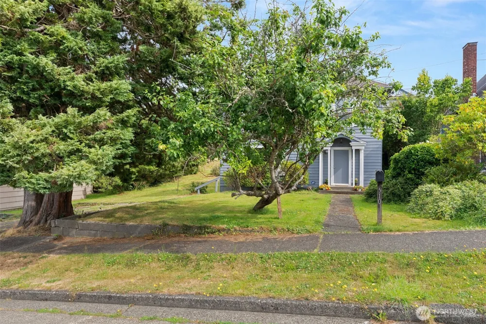 510 E Burleigh Avenue Aberdeen, WA 98520