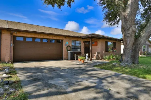 418 FALCON AVENUE
