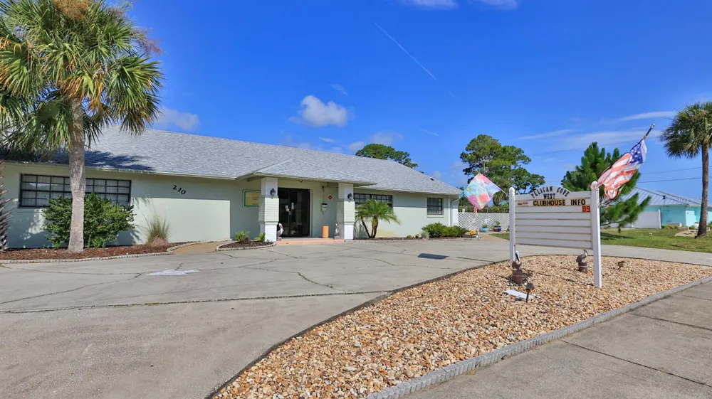 418 FALCON AVENUE Edgewater, FL 32141