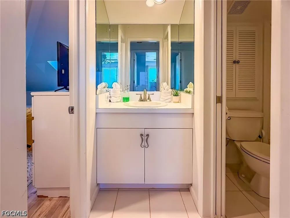 Escondidio Lane #80 Upper Captiva, FL 33924