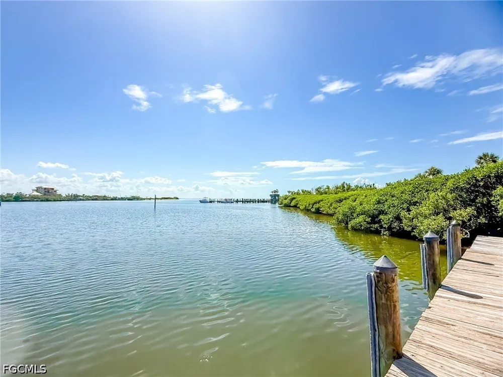 Escondidio Lane #80 Upper Captiva, FL 33924