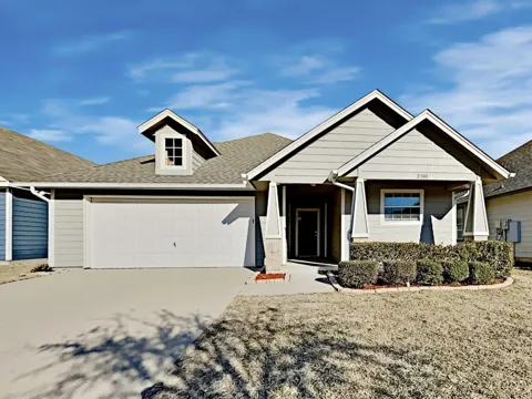 2308 Arrowhead Dr