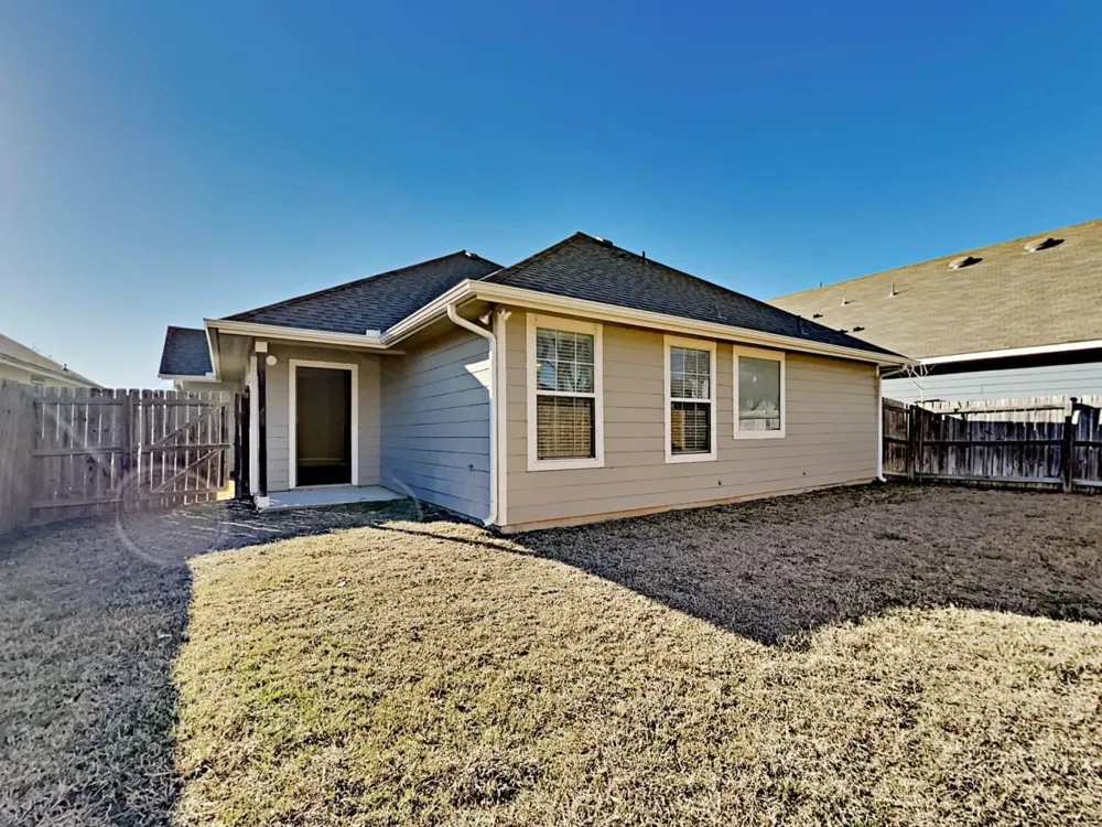 2308 Arrowhead Dr Denton, TX 76207