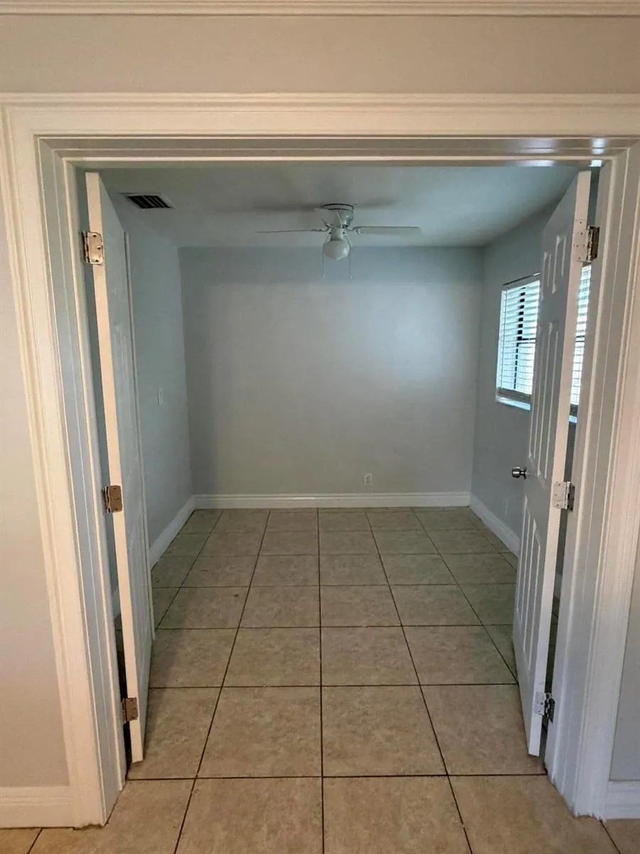 5572 SW 6th Court Margate, FL 33068