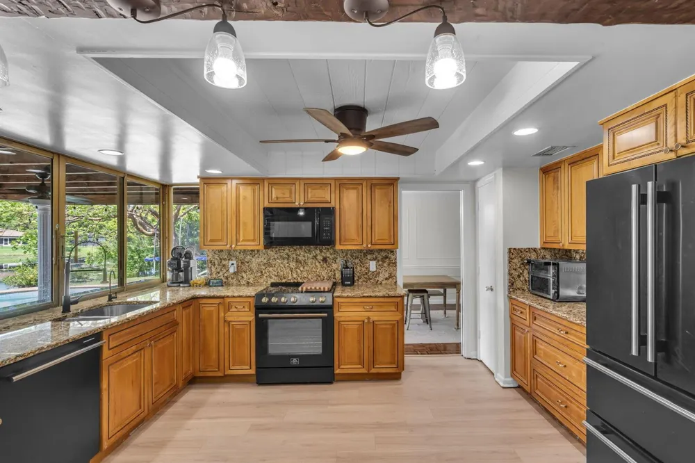 3671 NW 98TH TERRACE Coral Springs, FL 33065
