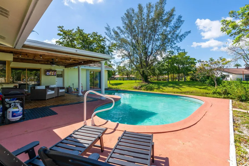 3671 NW 98TH TERRACE Coral Springs, FL 33065