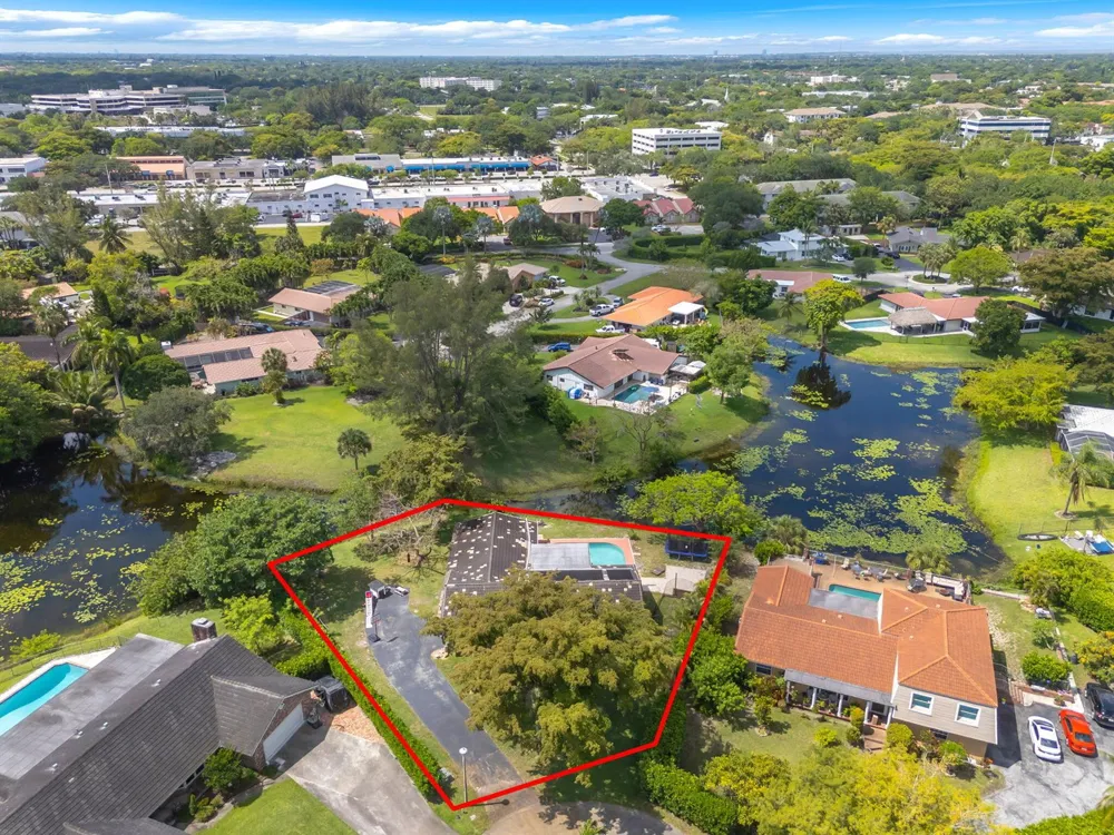 3671 NW 98TH TERRACE Coral Springs, FL 33065