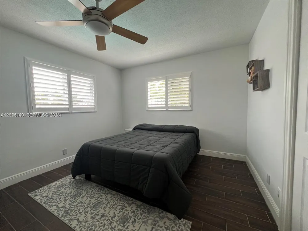 4081 Lake Dr Coconut Creek, FL 33066