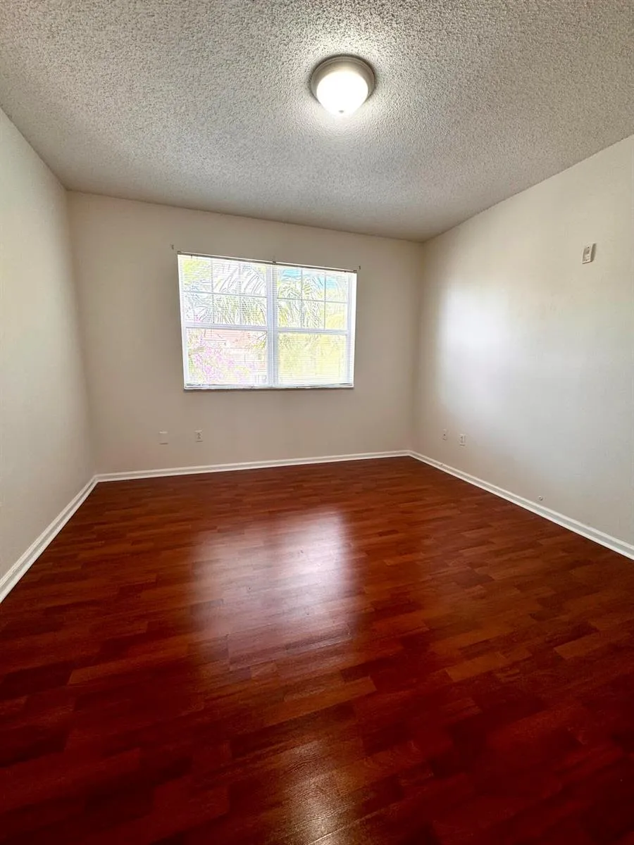 5840 W SAMPLE ROAD #303 Coral Springs, FL 33067