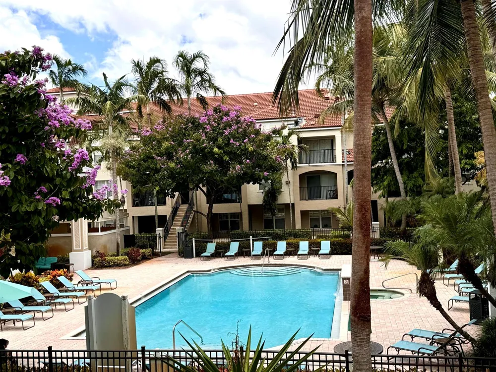 5840 W SAMPLE ROAD #303 Coral Springs, FL 33067