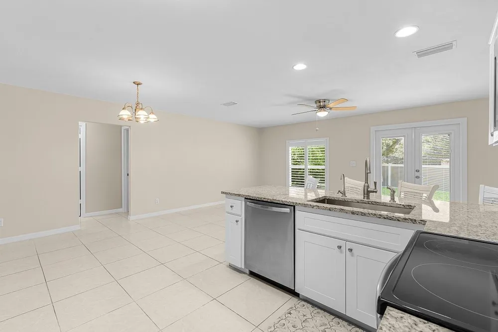 920 29TH COURT Vero Beach, FL 32960