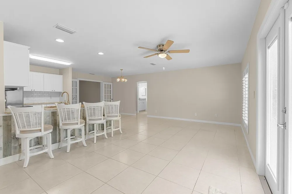920 29TH COURT Vero Beach, FL 32960