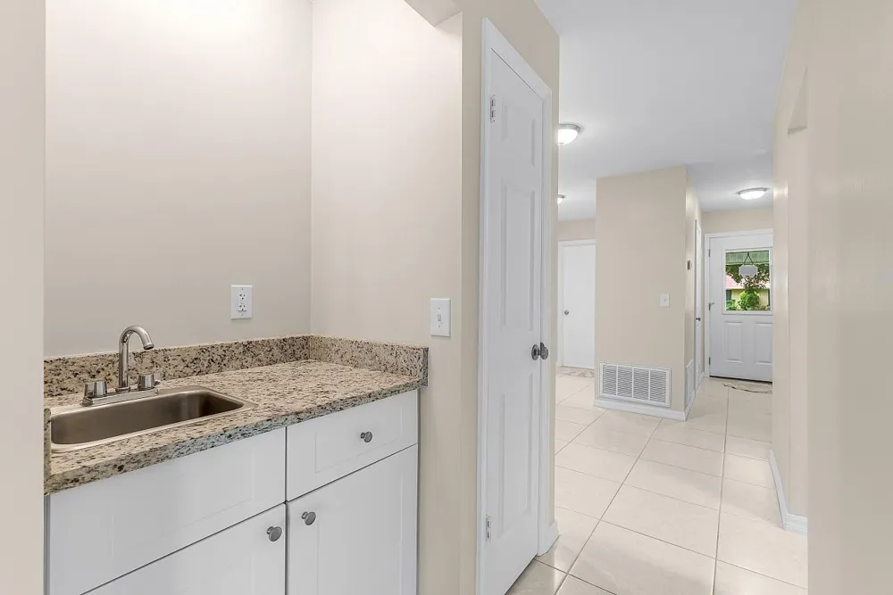 920 29TH COURT Vero Beach, FL 32960