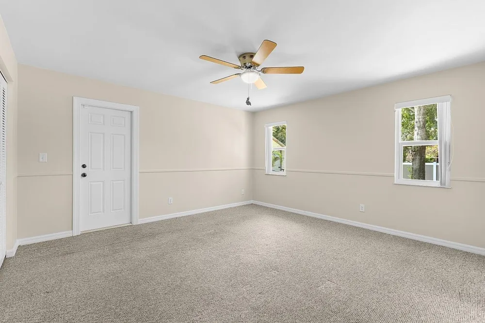 920 29TH COURT Vero Beach, FL 32960