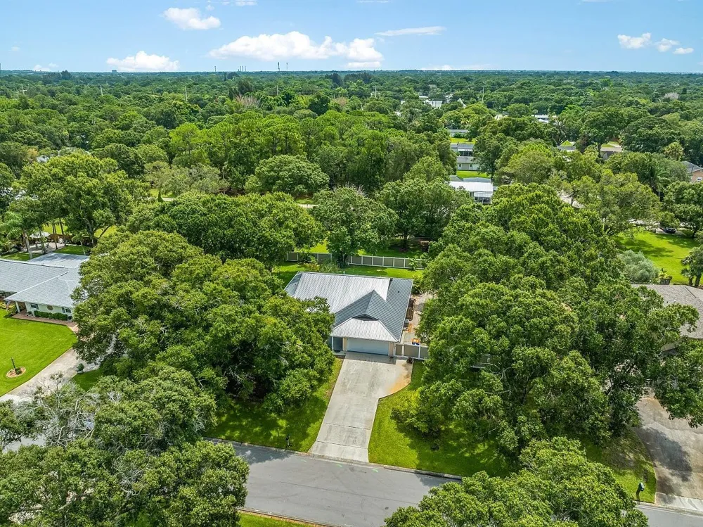 920 29TH COURT Vero Beach, FL 32960