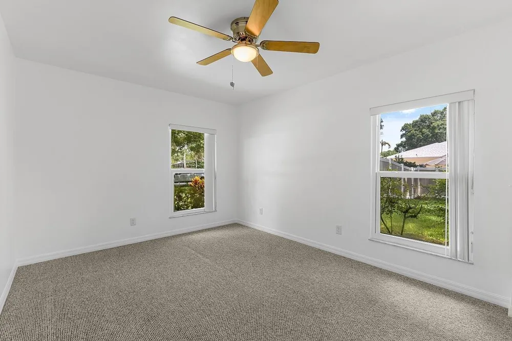 920 29TH COURT Vero Beach, FL 32960