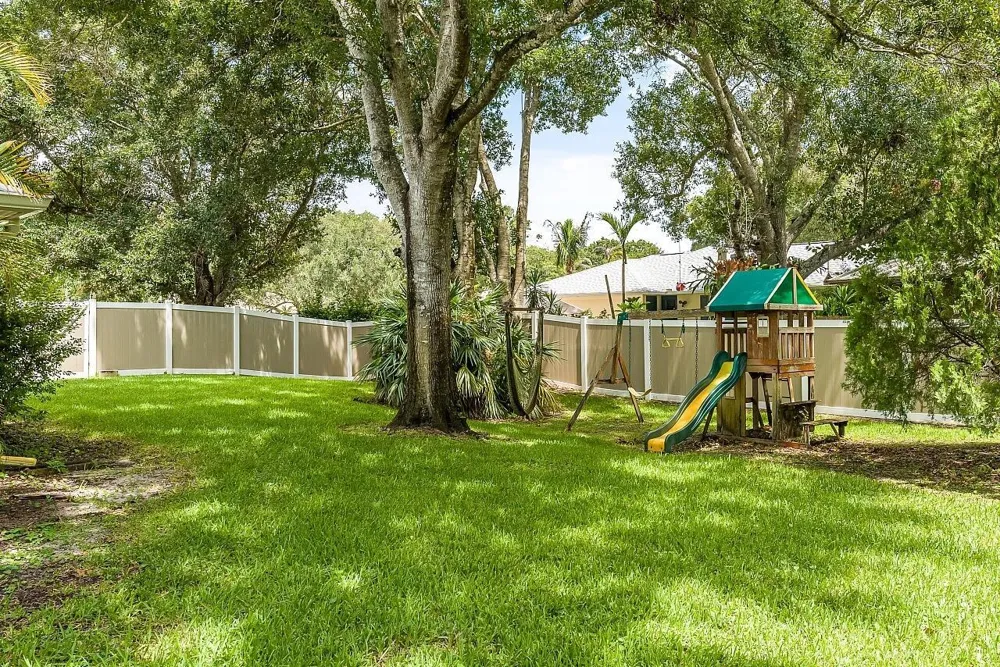 920 29TH COURT Vero Beach, FL 32960