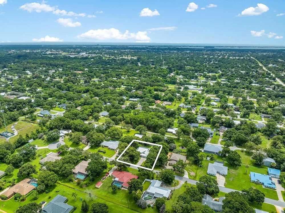 920 29TH COURT Vero Beach, FL 32960