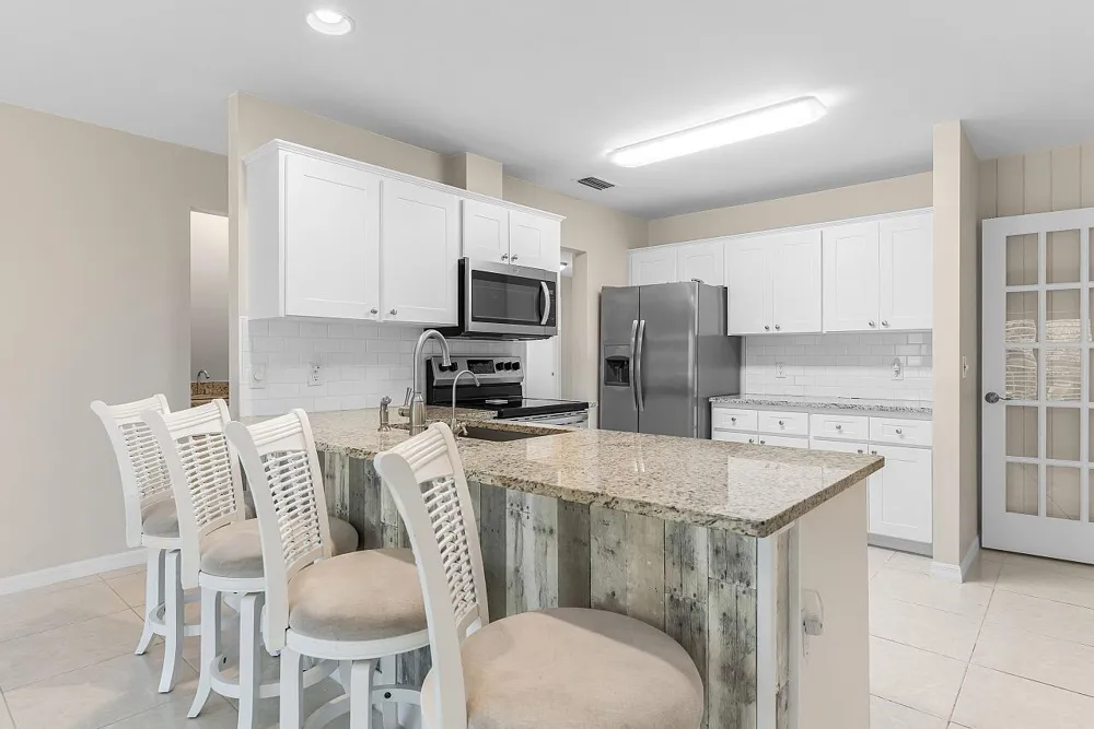 920 29TH COURT Vero Beach, FL 32960