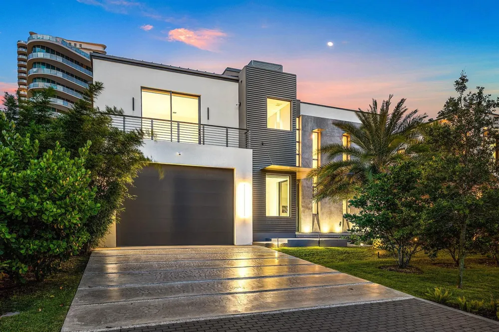 1650 E Terra Mar Drive Lauderdale By The Sea, FL 33062