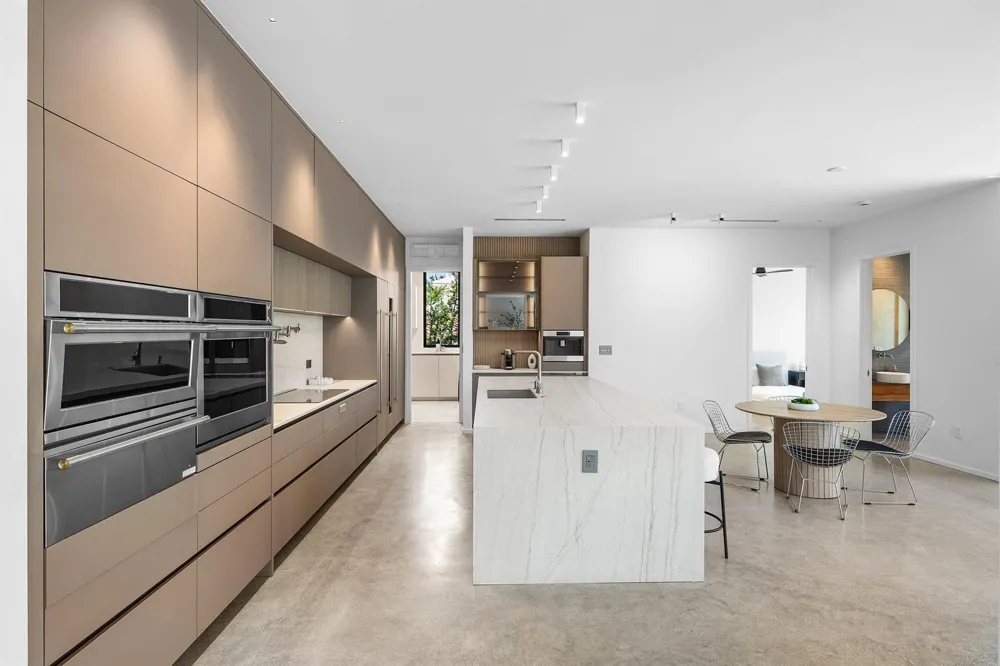 1650 E Terra Mar Drive Lauderdale By The Sea, FL 33062
