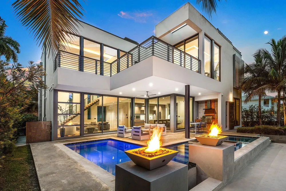1650 E Terra Mar Drive Lauderdale By The Sea, FL 33062